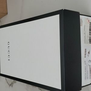 Gucci sneaker low top size 11